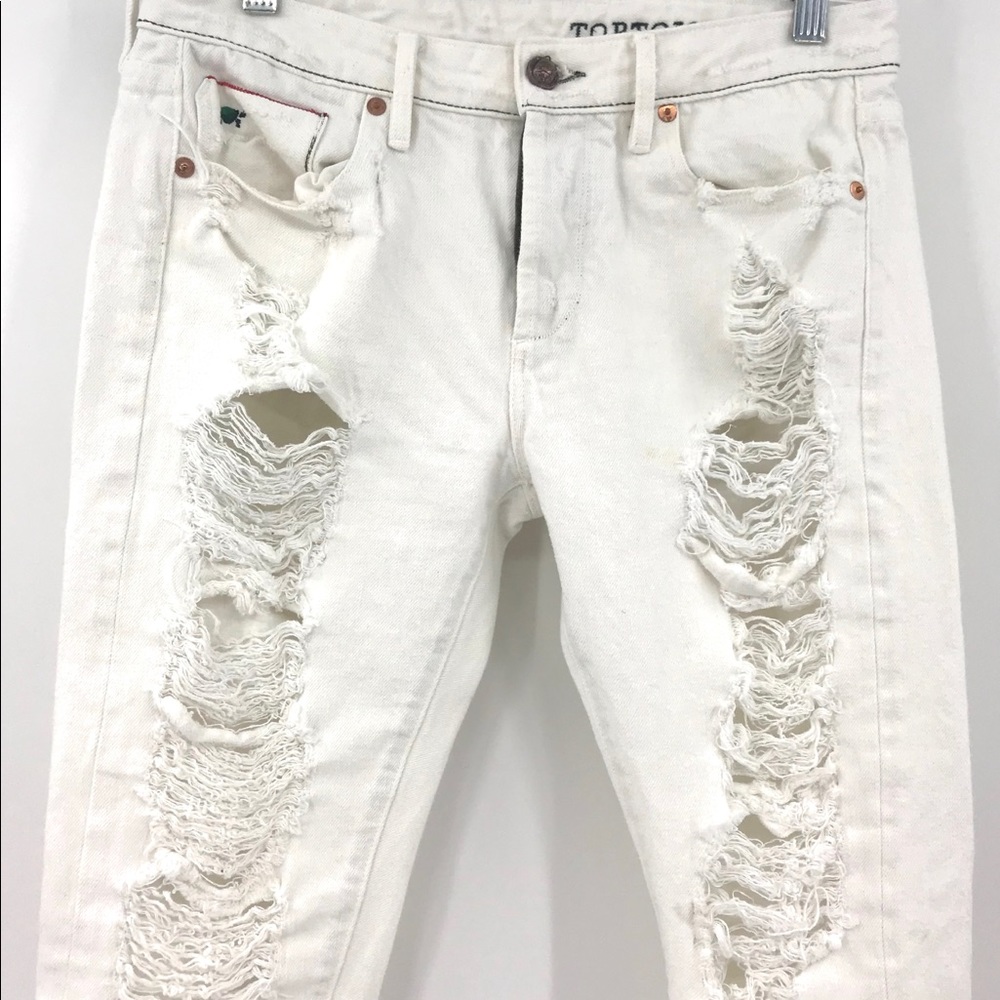 💕SALE💕 Tortoise White Ripped Jeans - Picture 4 of 8